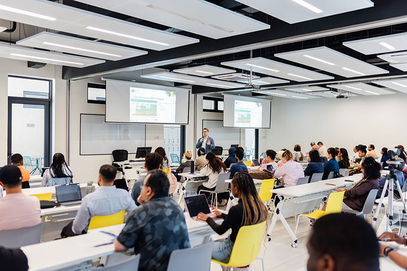 Orientation Day Welcomes New SJSM Students