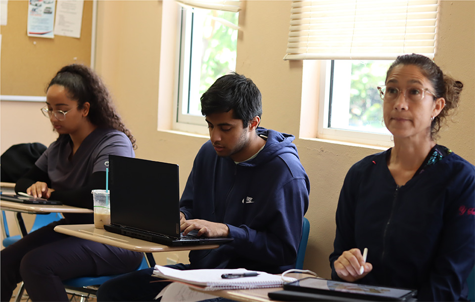 Information for Canadian students considering SJSM as a medical school option.